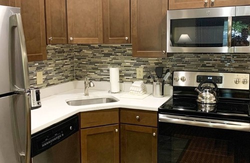 Berkeley Condo | Vacation Village At Williamsburg 2 Bedrooms Suite