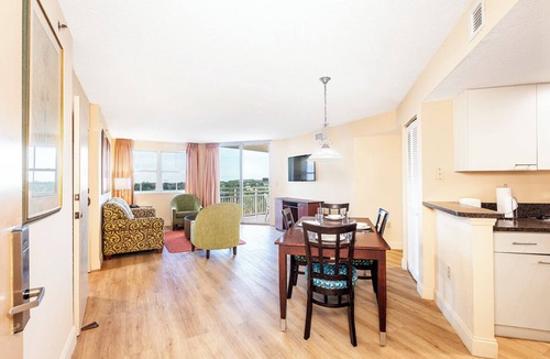 Weston Condo | Vacation Village at Bonaventure 2BR Sunday Check-In