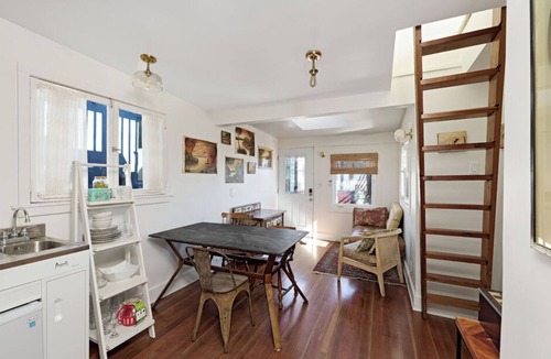 Venice Apartment | Venice Beach 2BR w/Private Rooftop