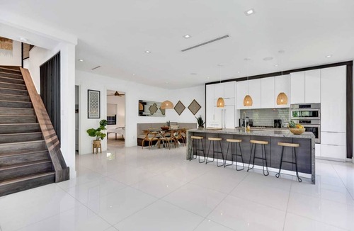 Victoria Park House | Vibe in this Spacious 5-bedroom Mansion in Las Olas Fort Lauderdale/sleeps 14