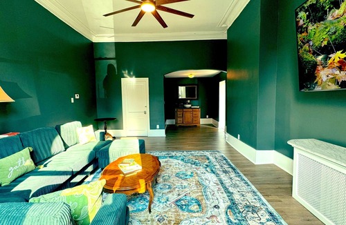 Allegheny-West House | Victorian home on Western Ave, Walk to PNC Park, Stage AE & Acrisure