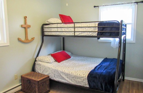 North Cape May Cottage | View bay from our observation deck. Rent Sun. to Sun. Free linen/towel service!.