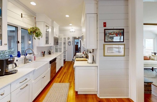 Barnstable House | Views of Cape Cod Bay and Barnstable Harbor