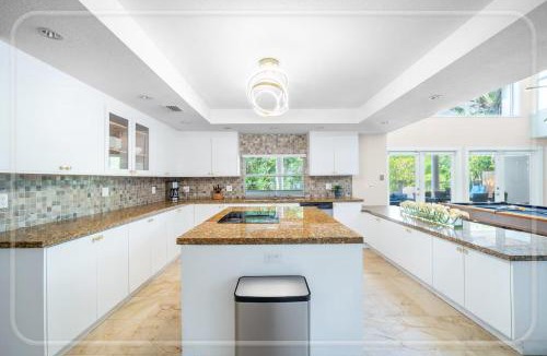Miami Shores Villa | Villa Dune crest