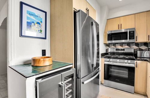 Buena Vista Villa | Villa in the heart of design district! POOL+LOCATION