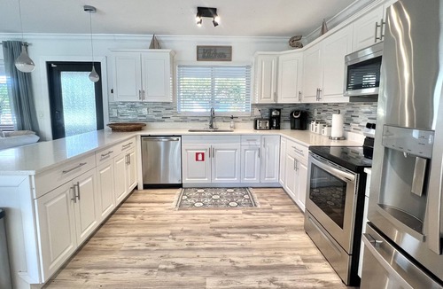 Wilton Manors House | Villa Lauderdale Luxe Waterfront Sanctuary! Welcome FIFA FANS 15 min. to stadium