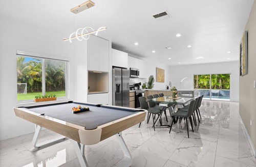 Seybold House | Villa Luna Miami-Pool Hot tub Sunken Fire Pit Games