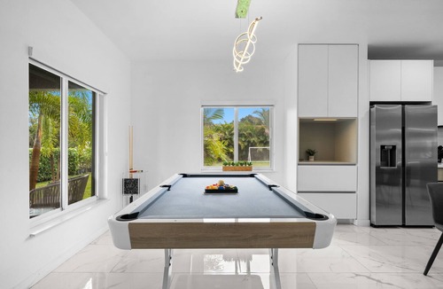Seybold House | Villa Luna Miami-Pool Hot tub Sunken Fire Pit Games