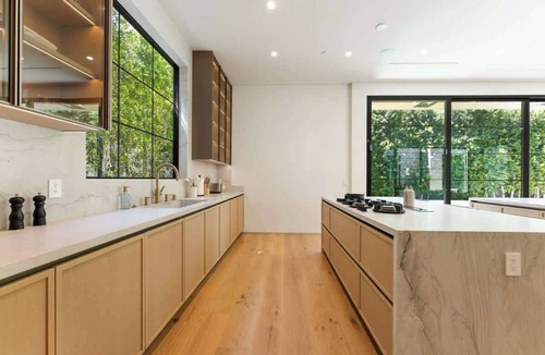 Valley Village House | Villa Madison | Private + Modern in Valley Village