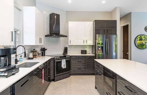 Poinsettia Heights Villa | Villa Magnolia- 2 story w/heated pool, by VIAC