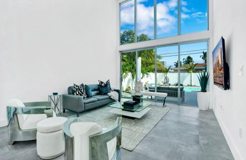 North Bay Village Villa | Villa Oasis Mirage