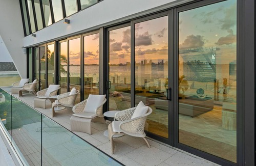 North Bay Village Villa | Villa Violette with the most beautiful view in Miami