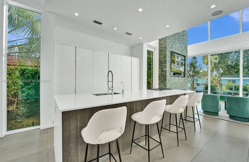 Wilton Manors House | Villa Wren | Waterfront Modern Luxury in Wilton Manors