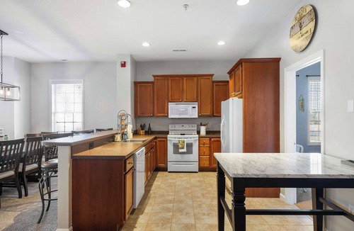 Villages of Five Points Condo | Villages at Five Points- West