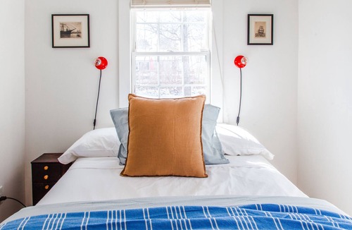 East Falmouth Cottage | Vintage Cottage – Dog Friendly, AC & Walk to the Beach!