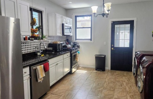 Jersey City House | Vintage Home Vibe