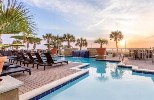 Northeast Virginia Beach Villa | Virginia Beach | Coastal Comfort | Resort Pool & Beach Access