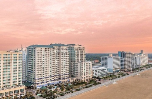 Northeast Virginia Beach Villa | Virginia Beach | Coastal Sunrise | Ocean View & Pool