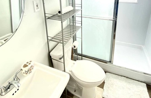 Virginia Beach House | Virginia Beach Family Home 4 Bedroom, 2 Bathroom