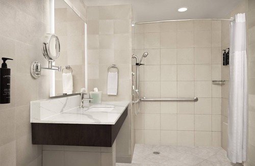 Glen Allen Hotel | Virginia Crossings Hotel, Tapestry Collection by Hilton