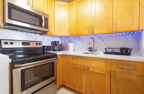 North Bay Village Apartment | Vista Mar, Minutes to Beach, Cozy