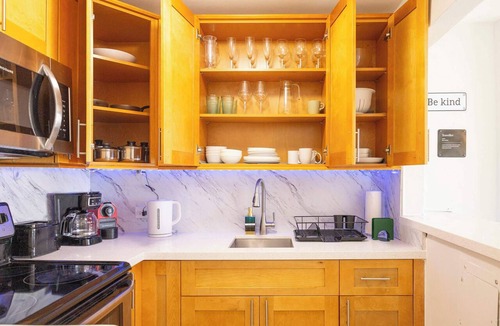 North Bay Village Apartment | Vista Mar, Minutes to Beach, Cozy