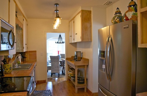Hendricks and Venice Isles House | VOTED BEST FORT LAUDERDALE LOCATION! WALK TO SHOPS, RESTURAUNTS, & BEACH.