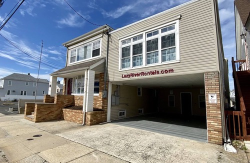 Seaside Heights Apartment | VRBO PREMIER HOST 2BR, 2BA Breakwater Ste, 200ft to Beach. Pool Access Optional