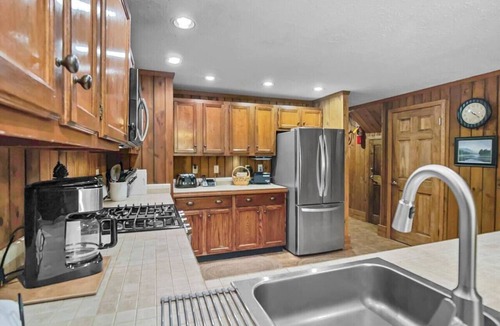 Edray House | Wabasso 1 Covered Parking Convenient Location WiFi