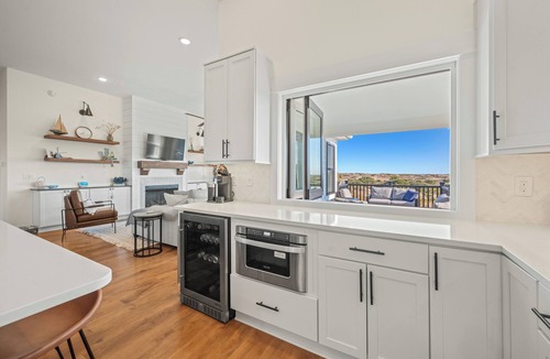 Ocean Sands House | Wags & Waves: Sept. 18th Wk Reduced, Fri-Fri, Dog-friendly, Walk to Beach