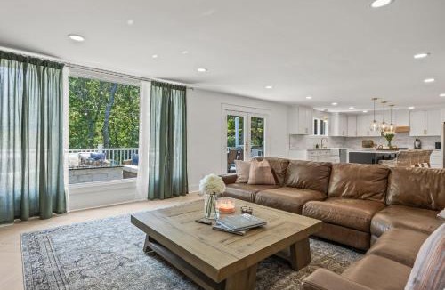West Chatham House | Walk 2Beach, Pool, Hot Tub, GameRoom, PetsOK