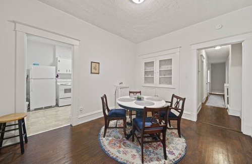 Museum District Condo | Walk Central. Museum district. Scott's Addition. 2BR - King and full bed.