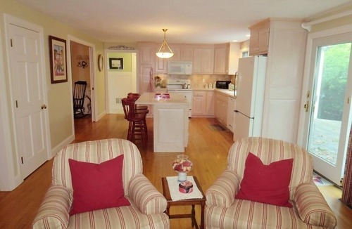 Northwest Harwich House | Walk to Beach Central Location Central AC WiFi The Last Resort