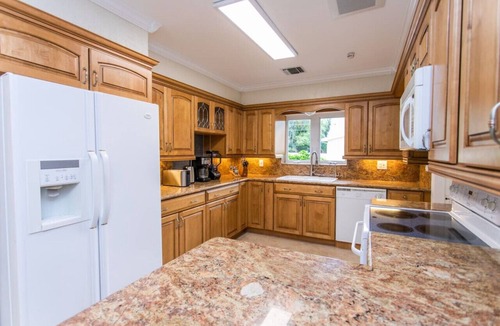 Hollywood Lakes House | Walk to Beach Luxury 5BR/3BA Villa Hollywood Lakes