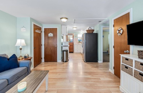 Dennis Port House | Walk to Beach, Pet-Friendly, Ping Pong & Fire Pit