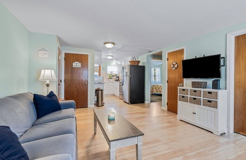 Dennis Port House | Walk to Beach, Pet-Friendly, Ping Pong & Fire Pit