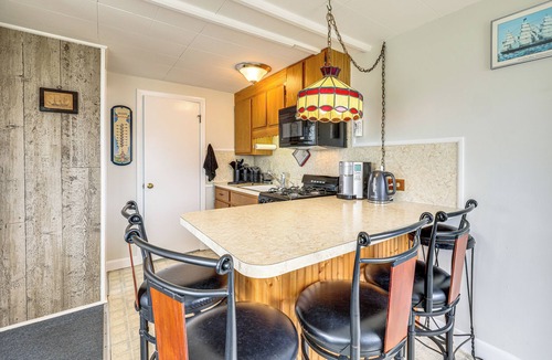 Provincetown Condo | Walk to Beach & Pool! East End P-Town Condo