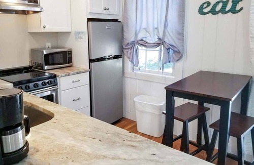 Hyannis Apartment | Walk To Beaches, Main Street, and Harbor. 1BR Cottage. Quiet Area. Captain Gosnold Village 5B