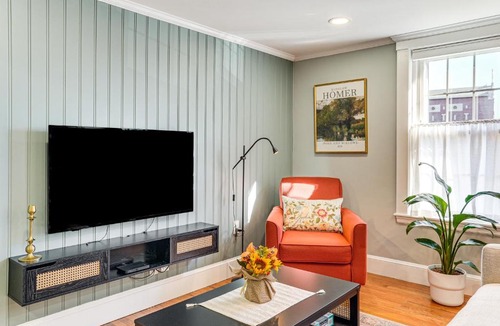 Harbor View - Orient Heights Apartment | Walk to Constitution Beach: Mid-Century Boston Gem