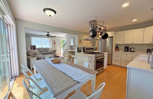 Edgartown House | Walk to Edgartown Wharf - Upgraded Vineyard Home with AC and Outdoor Shower