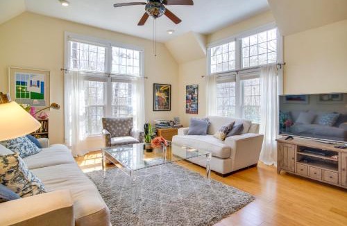 Mashpee House | Walk to John's Pond! Family-Friendly Mashpee Home