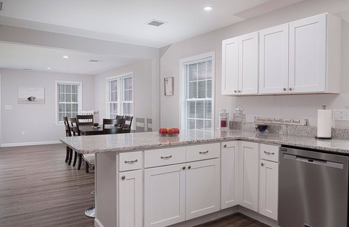 Osterville Apartment | Walk To Joshua Pond and Main Street. Renovated 2BR Cottage. Mid-Cape.