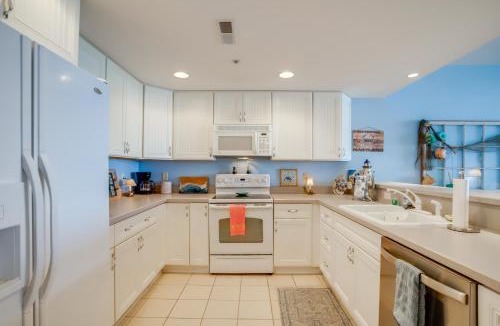 Crisfield House | Walk to Main St: Condo w/Pool Access in Crisfield