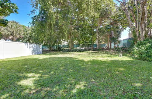 Deerfield Beach Cottage | Walk to Ocean: Chic Deerfield Beach Cottage!