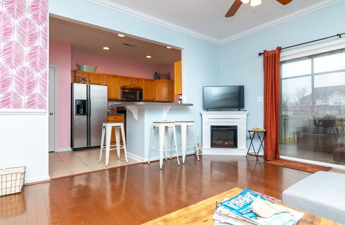 Lewes House | Walk to Outlets & Breweries, Restaurants and community pool