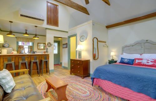 Cambridge Apartment | Walk to Park & River: Dog-Friendly Cambridge Gem