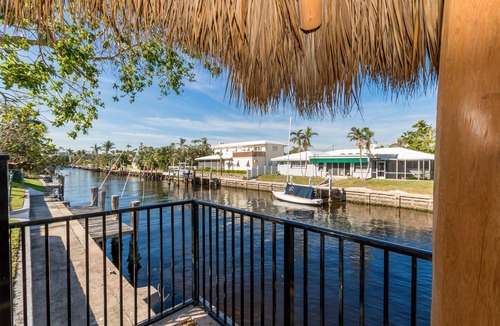 Bel Air House | Walk to the beach! Tiki Hut, Waterfront, Heated Pool, kayaks, bicycles, arcade!
