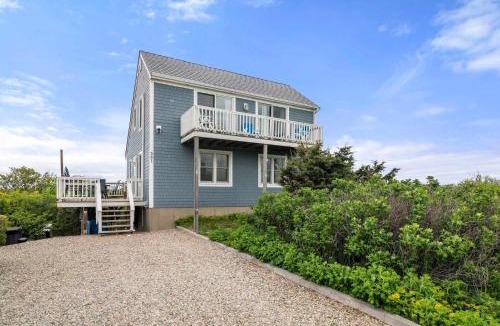 North Truro House | Walk to Water-Dazzling Sunsets on the Bay