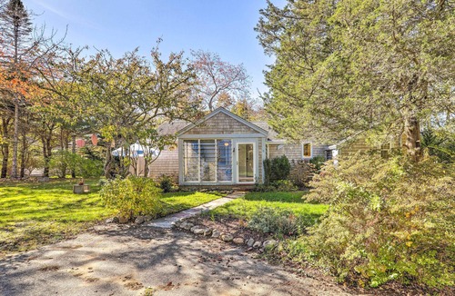Dennis Cottage | Walkable Dennis Cottage: 'the Blue Scallop'