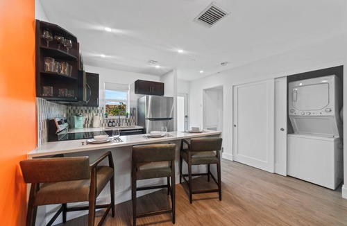 Boca Raton Apartment | Walkable to Beach, Boca Raton 1BR Condo, Near Mizner Park & Restaurants